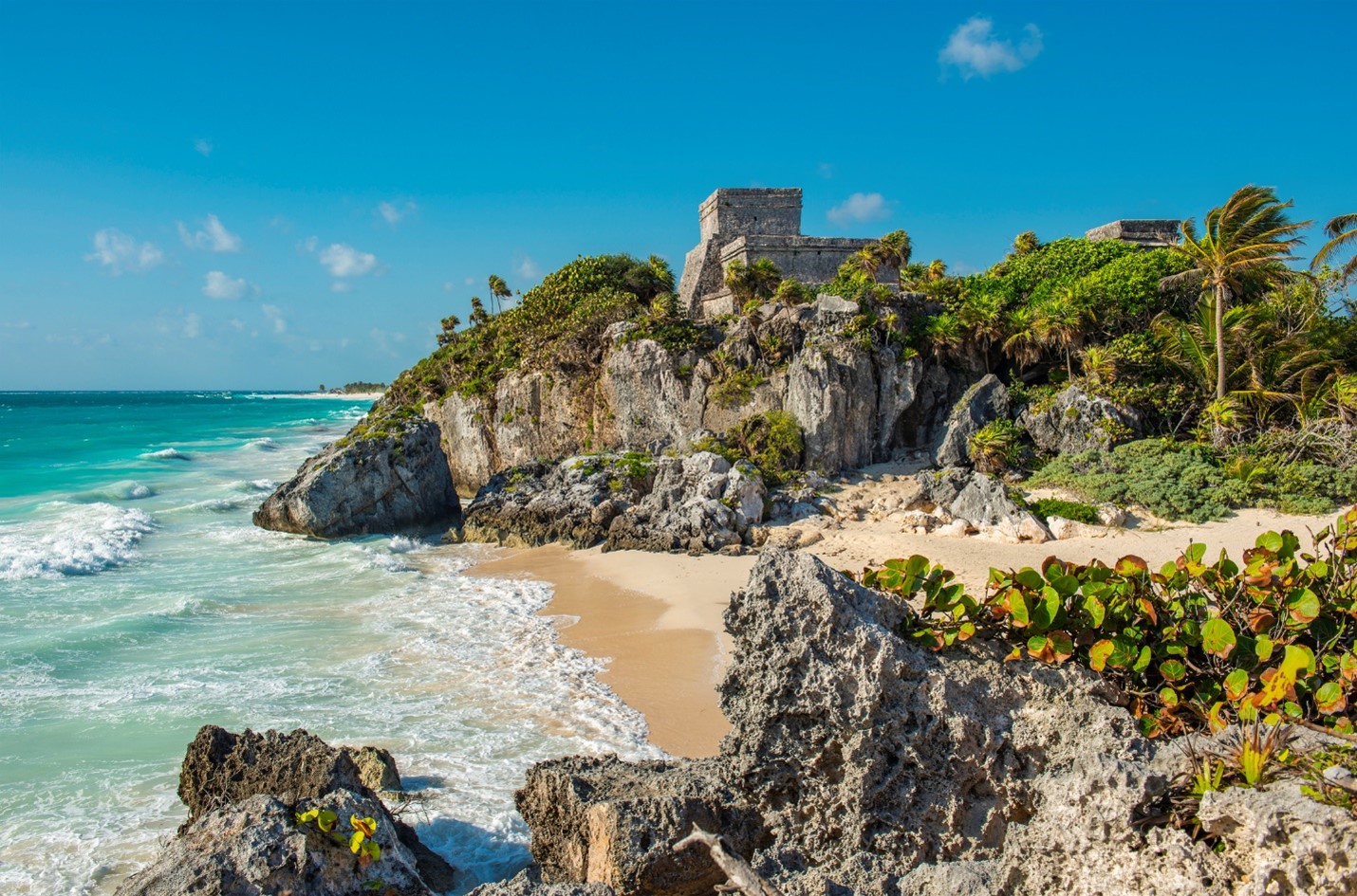 Mayan temple close to Caribbean beach in Tulum.