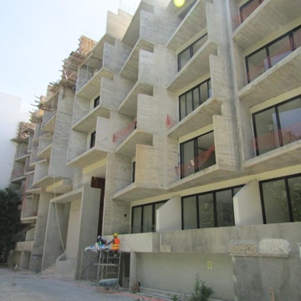 construction work at Paravian, Playa del Carmen