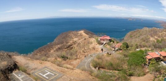 Image of Azul Paraiso site showing the Pacific Ocean in the background